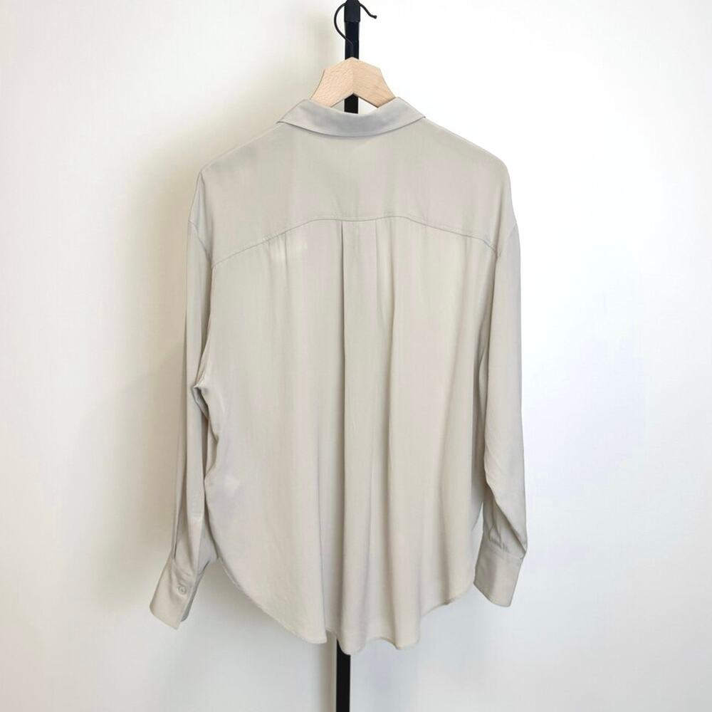 BRUNELLO CUCINELLI Beige Silk Button Up Collared Blouse M NEW Hidden Placket LS - Picture 4 of 8